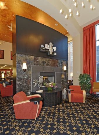 Imagen de los interiores del Hotel Hampton Inn and Suites Herndon-reston. Foto 9