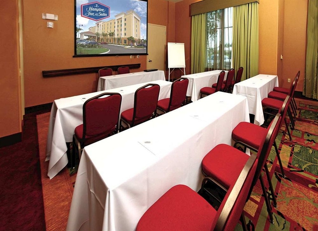 Imagen de los interiores del Hotel Hampton Inn and Suites Homestead Miami South. Foto 9