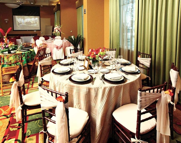 Imagen de los interiores del Hotel Hampton Inn and Suites Homestead Miami South. Foto 11