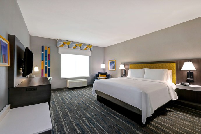 Imagen de la habitación del Hotel Hampton Inn and Suites Houston East Beltway 8. Foto 2