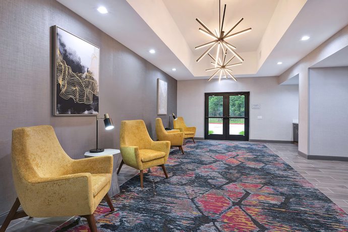 Imagen de los interiores del Hotel Hampton Inn and Suites Houston East Beltway 8. Foto 20