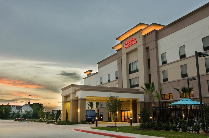 Imagen de los exteriores del Hotel Hampton Inn and Suites Houston North Iah. Foto 12