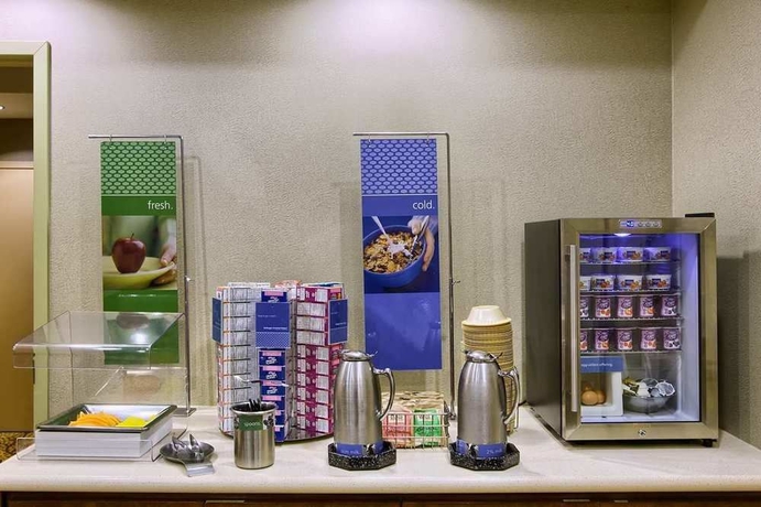 Imagen del bar/restaurante del Hotel Hampton Inn and Suites Houston - Rosenberg. Foto 5