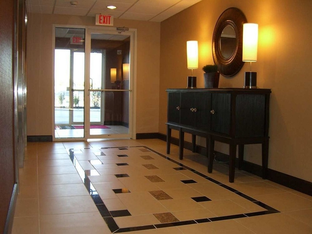 Imagen de los interiores del Hotel Hampton Inn and Suites Houston-bush Intercontinental Aprt. Foto 13