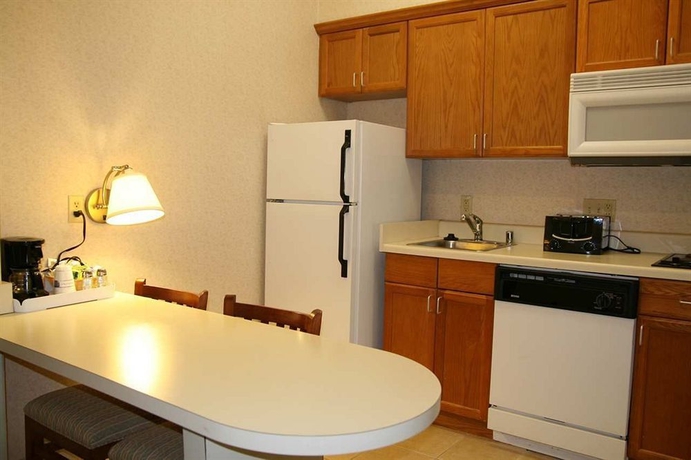 Imagen de la habitación del Hotel Hampton Inn and Suites Houston-cypress Station. Foto 3