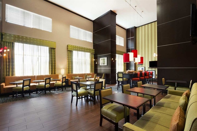 Imagen del bar/restaurante del Hotel Hampton Inn and Suites Houston/league City. Foto 3