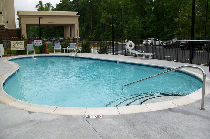 Imagen general del Hotel Hampton Inn and Suites Huntersville. Foto 2