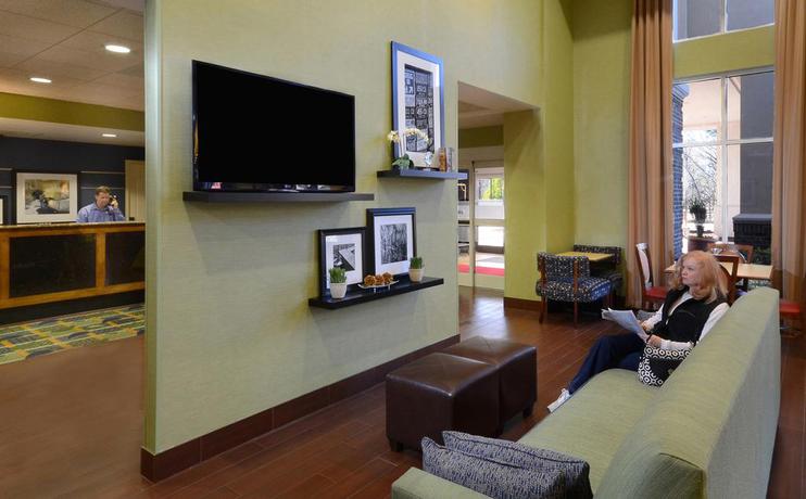 Imagen general del Hotel Hampton Inn and Suites Huntersville. Foto 9