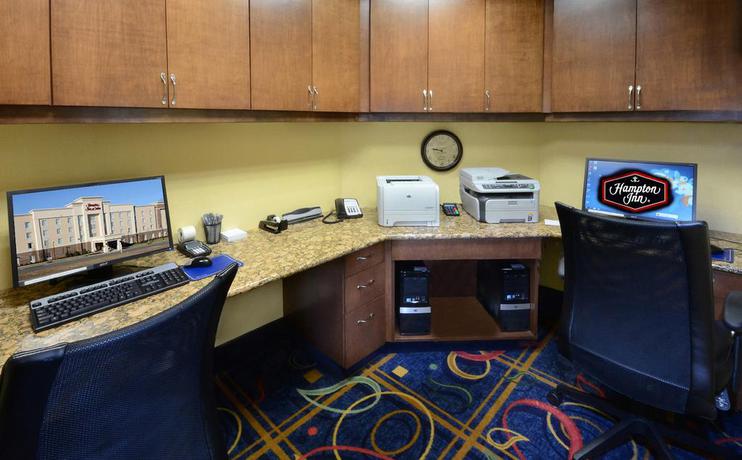 Imagen general del Hotel Hampton Inn and Suites Huntersville. Foto 12