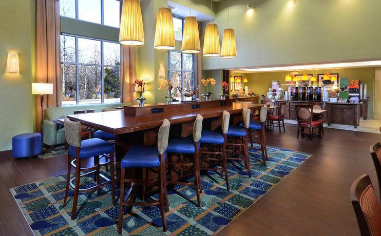 Imagen general del Hotel Hampton Inn and Suites Huntersville. Foto 13