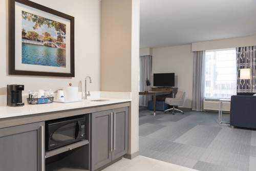Imagen de la habitación del Hotel Hampton Inn and Suites Indianapolis-keystone. Foto 4