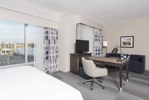 Imagen de la habitación del Hotel Hampton Inn and Suites Indianapolis-keystone. Foto 5