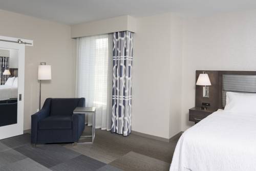 Imagen de la habitación del Hotel Hampton Inn and Suites Indianapolis-keystone. Foto 6