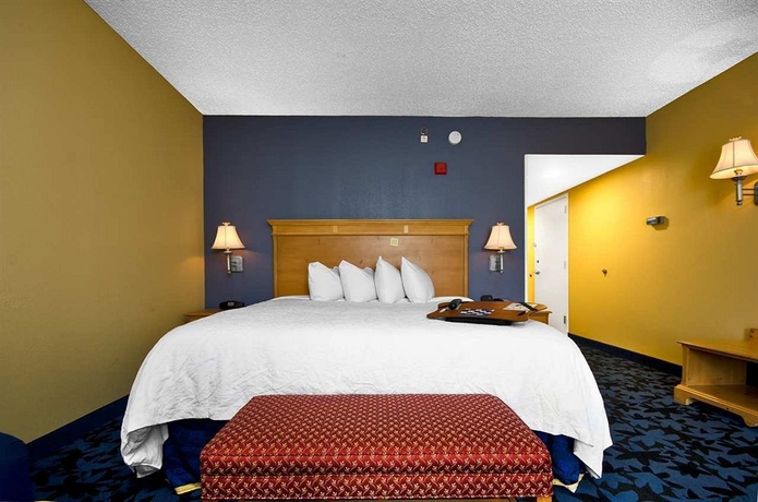 Imagen de la habitación del Hotel Hampton Inn and Suites Jacksonville Deerwood Park. Foto 3