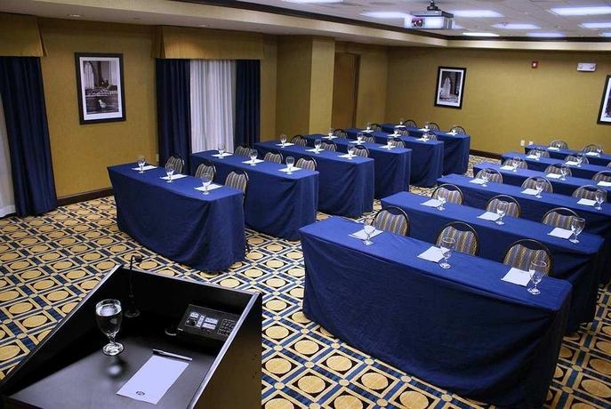 Imagen de los interiores del Hotel Hampton Inn and Suites Jacksonville South - Bartram Park. Foto 7