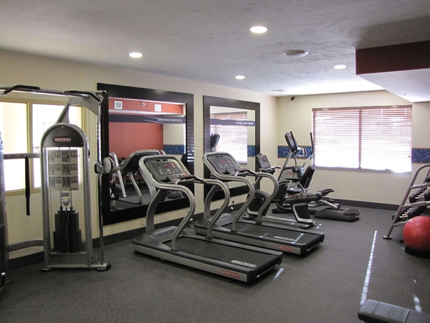 Imagen de los interiores del Hotel Hampton Inn and Suites Jamestown, Nd. Foto 12