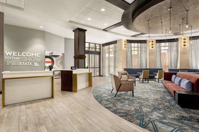Imagen de los interiores del Hotel Hampton Inn and Suites Kansas City Downtown Crossroads. Foto 20