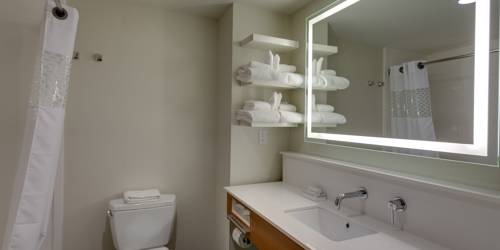 Imagen de la habitación del Hotel Hampton Inn and Suites Knoxville Papermill Drive. Foto 1