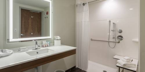 Imagen de la habitación del Hotel Hampton Inn and Suites Knoxville Papermill Drive. Foto 5
