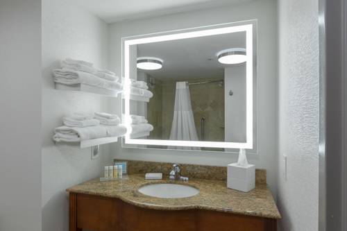 Imagen de la habitación del Hotel Hampton Inn and Suites Knoxville-downtown. Foto 3