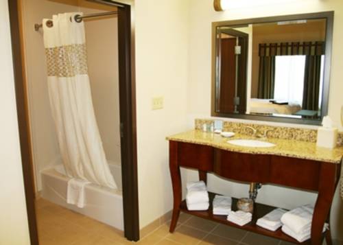 Imagen de la habitación del Hotel Hampton Inn and Suites Lancaster. Foto 4