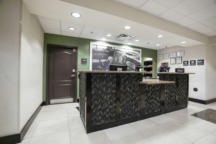 Imagen de los interiores del Hotel Hampton Inn and Suites Las Vegas Airport. Foto 17