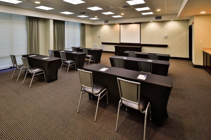 Imagen de los interiores del Hotel Hampton Inn and Suites Las Vegas South. Foto 5