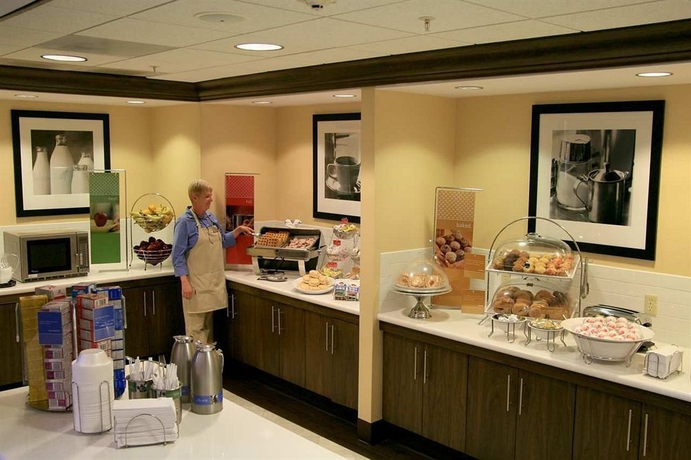 Imagen del bar/restaurante del Hotel Hampton Inn and Suites Las Vegas-red Rock/summerlin. Foto 4