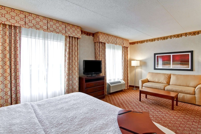 Imagen de la habitación del Hotel Hampton Inn and Suites Leesburg. Foto 4