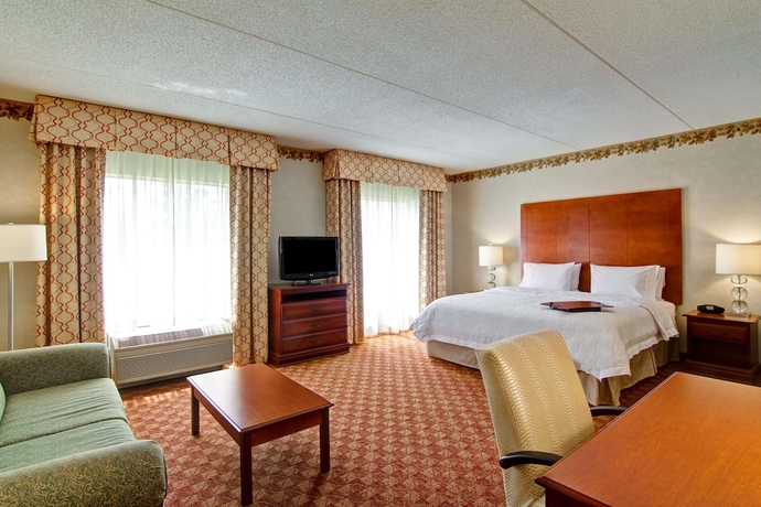 Imagen de la habitación del Hotel Hampton Inn and Suites Leesburg. Foto 12