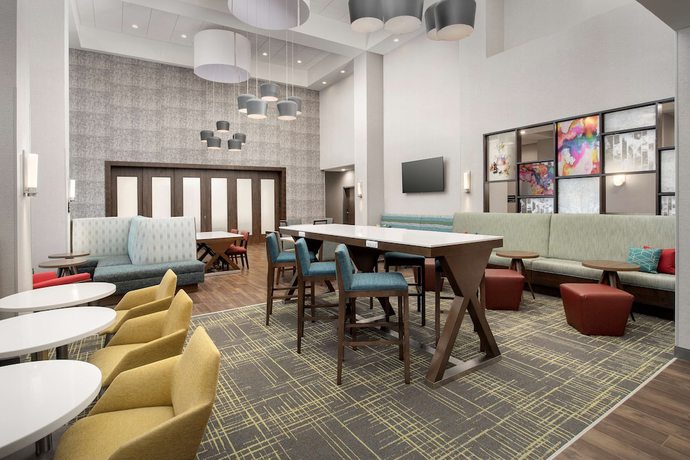 Imagen de los interiores del Hotel Hampton Inn and Suites Lexington Columbia. Foto 20