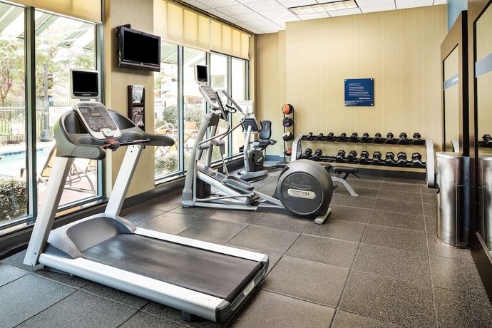 Imagen de la piscina del Hotel Hampton Inn and Suites Little Rock-Downtown. Foto 19