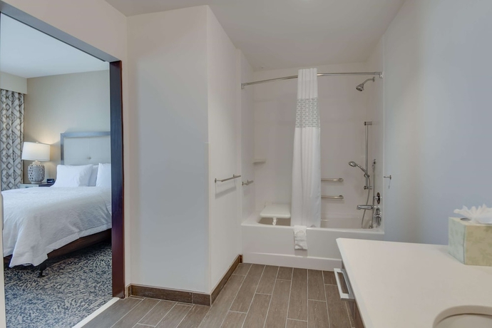 Imagen de la habitación del Hotel Hampton Inn and Suites Los Angeles - Glendale. Foto 8