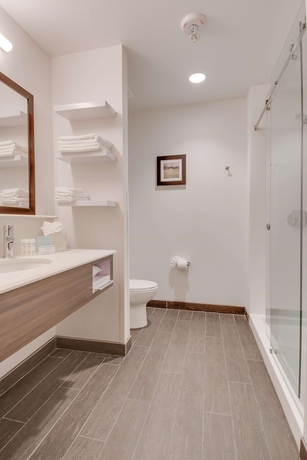 Imagen de la habitación del Hotel Hampton Inn and Suites Los Angeles - Glendale. Foto 9