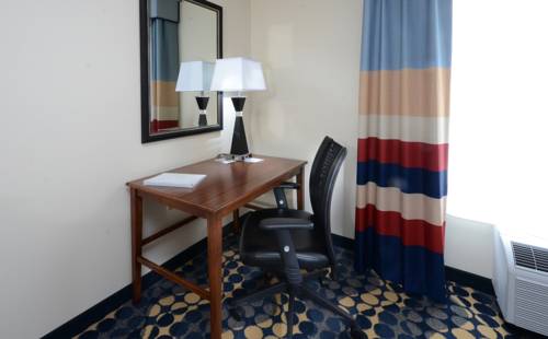 Imagen de la habitación del Hotel Hampton Inn and Suites Lynchburg. Foto 8