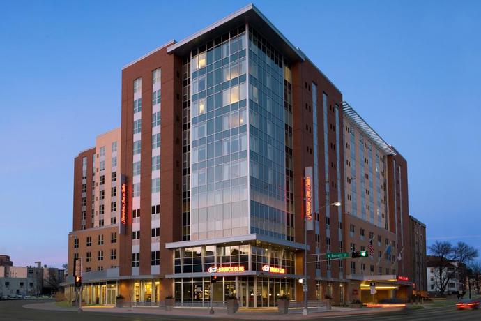 Imagen general del Hotel Hampton Inn and Suites Madison / Downtown. Foto 1