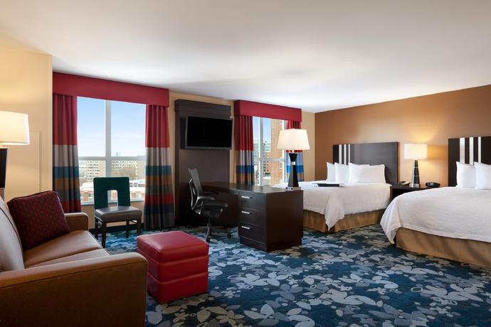 Imagen de la habitación del Hotel Hampton Inn and Suites Madison / Downtown. Foto 6