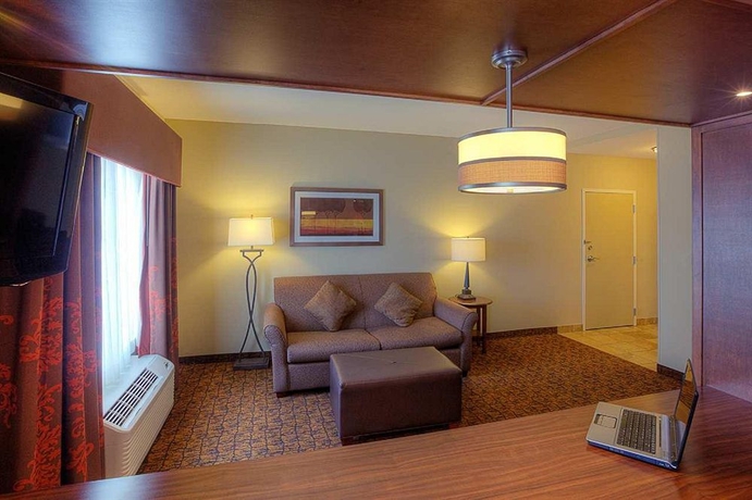 Imagen de los interiores del Hotel Hampton Inn and Suites Mcallen. Foto 11