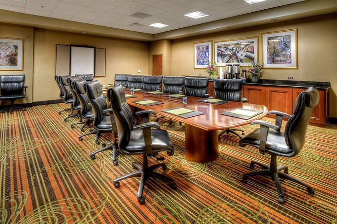 Imagen de los interiores del Hotel Hampton Inn and Suites Memphis-beale Street. Foto 10