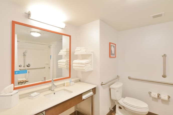 Imagen de la habitación del Hotel Hampton Inn and Suites Menomonie-uw Stout. Foto 2