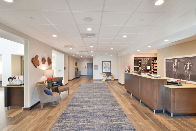 Imagen general del Hotel Hampton Inn and Suites Menomonie-uw Stout. Foto 1