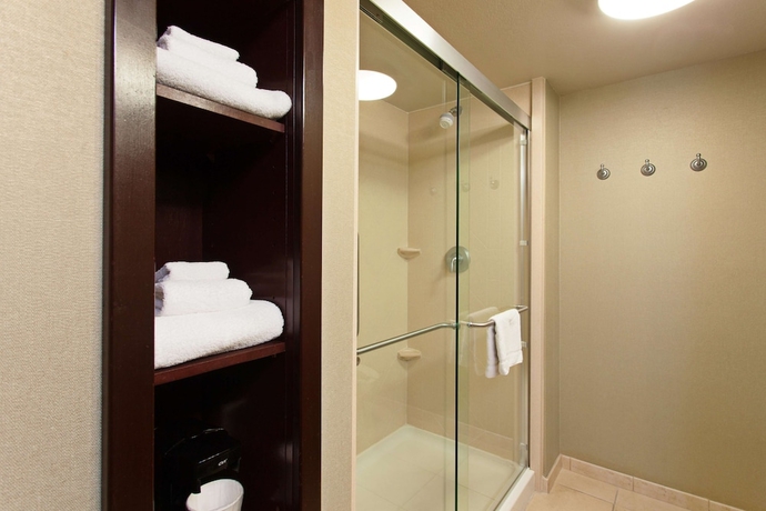 Imagen de la habitación del Hotel Hampton Inn and Suites Merced. Foto 16