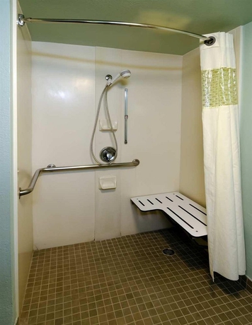 Imagen de la habitación del Hotel Hampton Inn and Suites Miami-Doral/Dolphin Mall. Foto 10