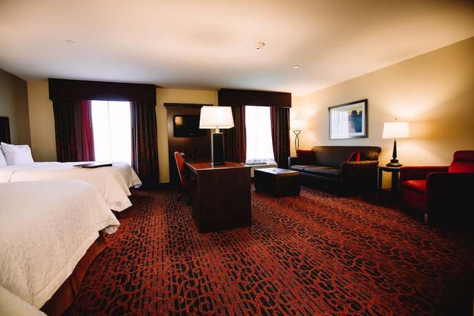 Imagen de la habitación del Hotel Hampton Inn and Suites Minot Airport. Foto 6