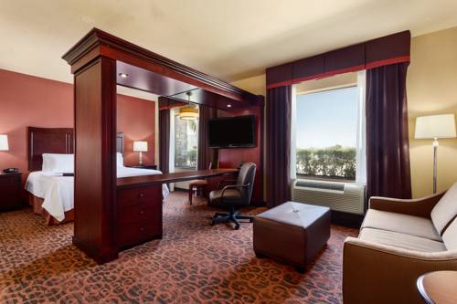 Imagen general del Hotel Hampton Inn and Suites Mission. Foto 1