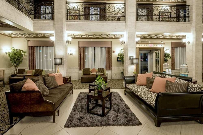 Imagen de los interiores del Hotel Hampton Inn and Suites Montgomery-downtown. Foto 14