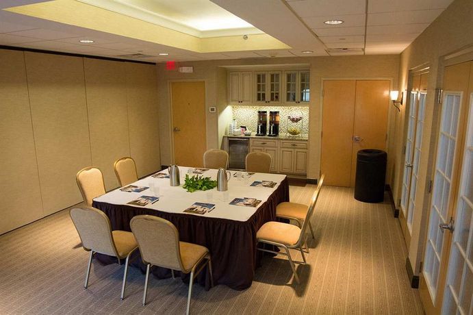 Imagen de los interiores del Hotel Hampton Inn and Suites Mooresville/lake Norman. Foto 14