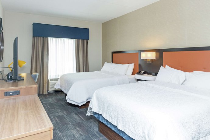 Imagen de la habitación del Hotel Hampton Inn and Suites Morgantown / University Town Centre. Foto 10