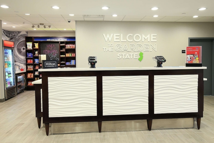 Imagen de los interiores del Hotel Hampton Inn and Suites Mount Laurel/moorestown, Nj. Foto 17