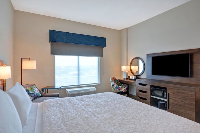 Imagen de la habitación del Hotel Hampton Inn and Suites Nashville Downtown Capitol View. Foto 10